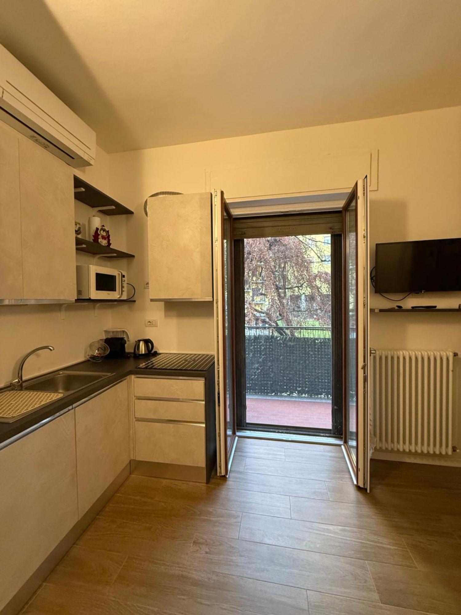 Lucky Flat, Un Momento Di Relax. Lägenhet Milano Exteriör bild